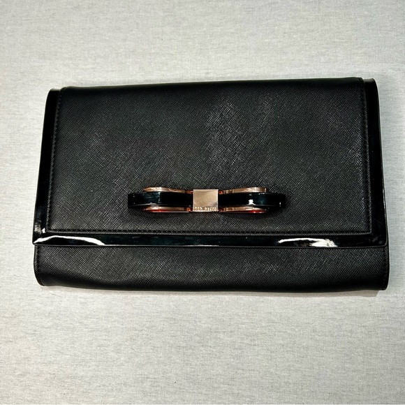 Ted Baker Clutch in Black with Rose Gold Bow, Lined in Black and White Floral - Picture 1 of 7